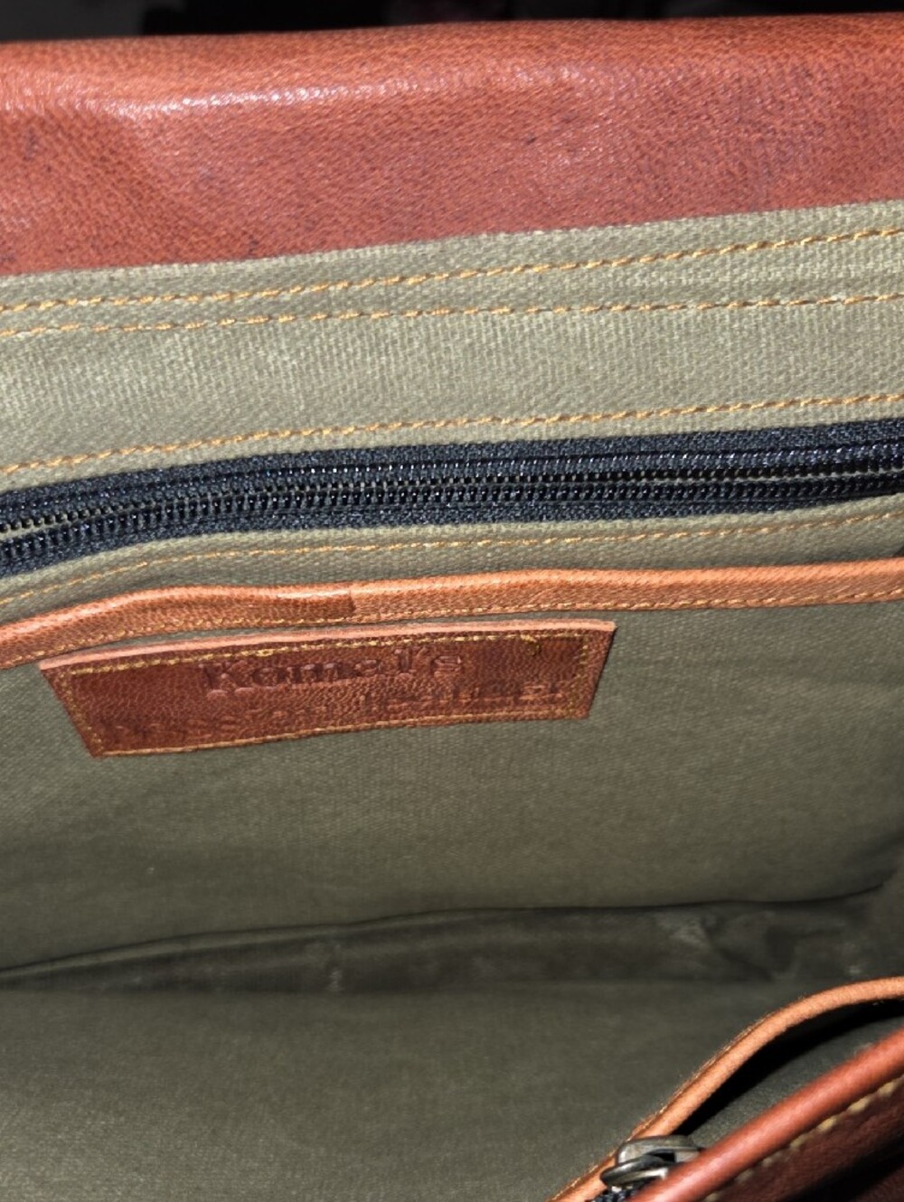 Classic Tan Leather Crossbody Satchel - Unbranded - Picture 7 of 10